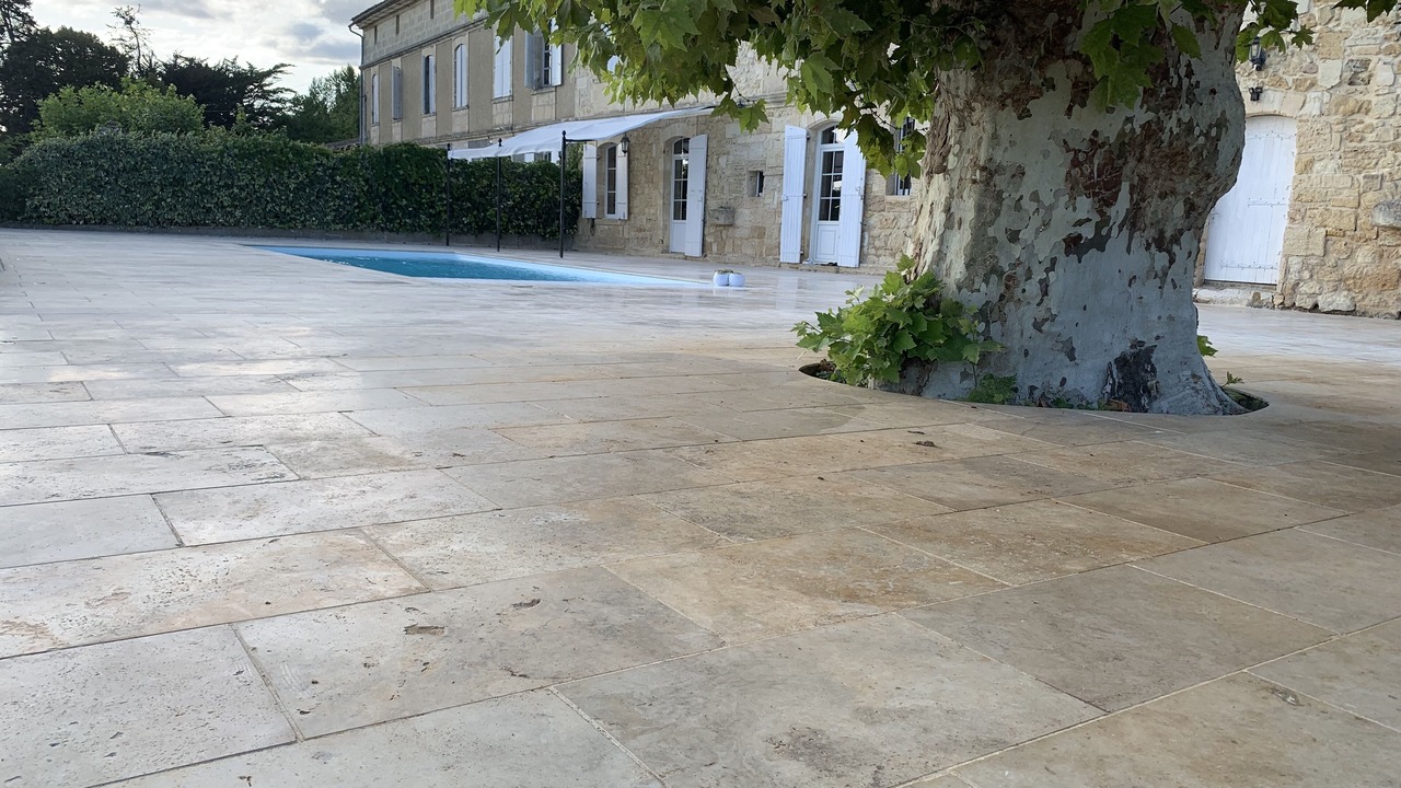 Photo of Outdoor in Bourg-sur-Gironde