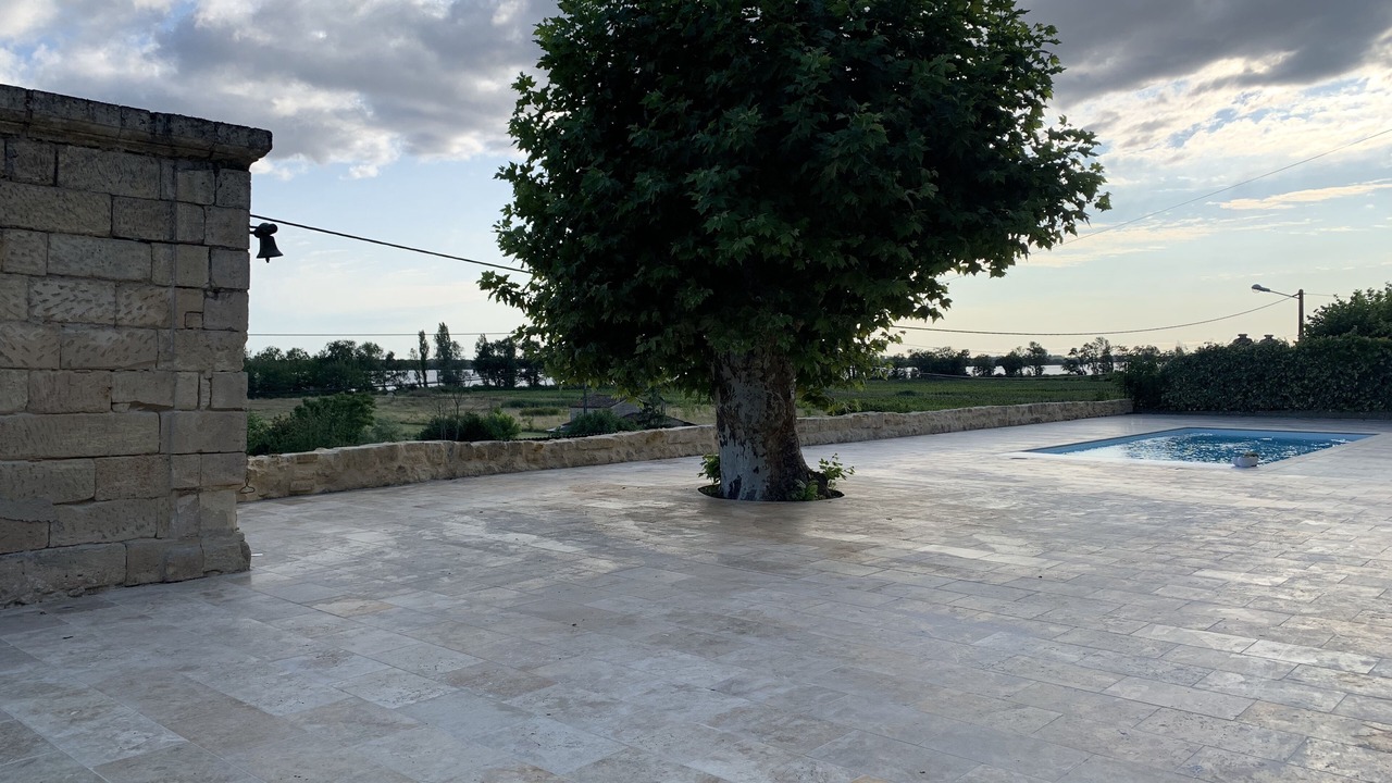 Photo of Outdoor in Bourg-sur-Gironde