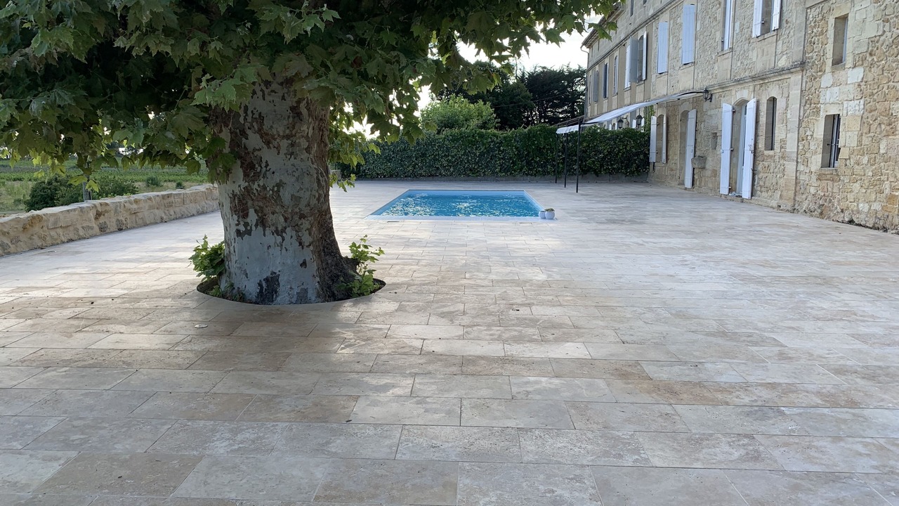 Photo of Outdoor in Bourg-sur-Gironde