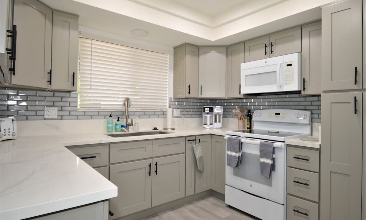 Photo of Kitchen in Canyon Corridor