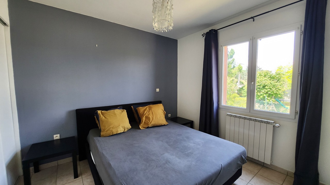 Photo of Bedroom in Saint-Julien-de-Peyrolas