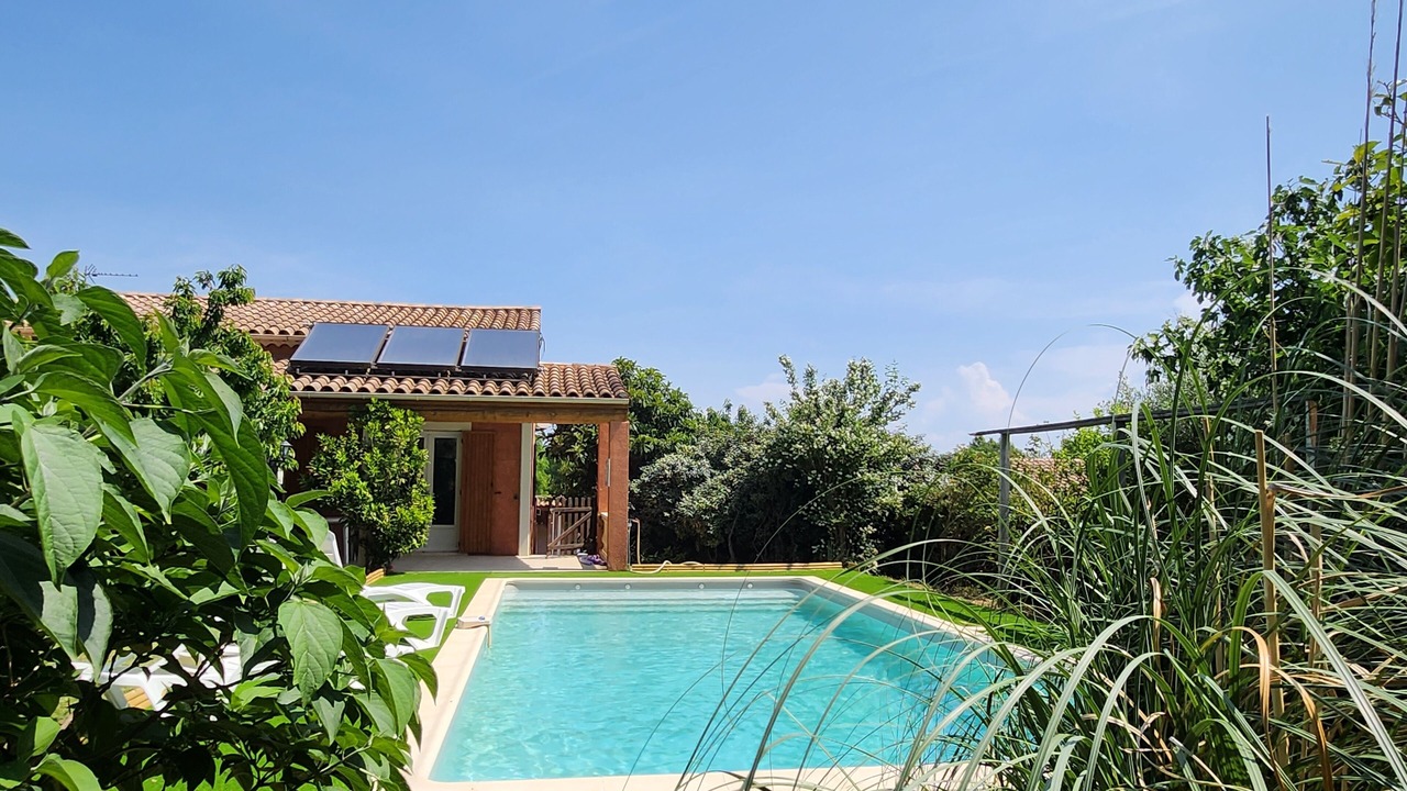 Photo of Outdoor in Saint-Julien-de-Peyrolas