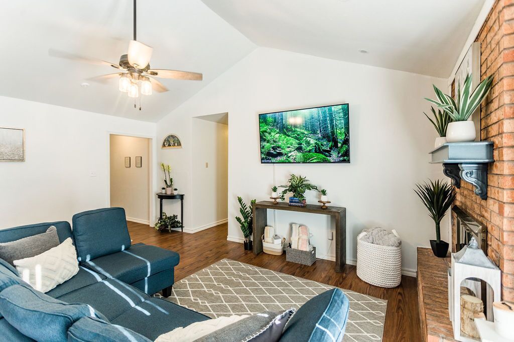Photo of Livingroom in Norman