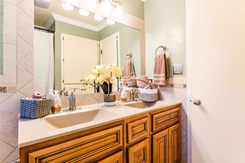 Photo of Bathroom in Norman
