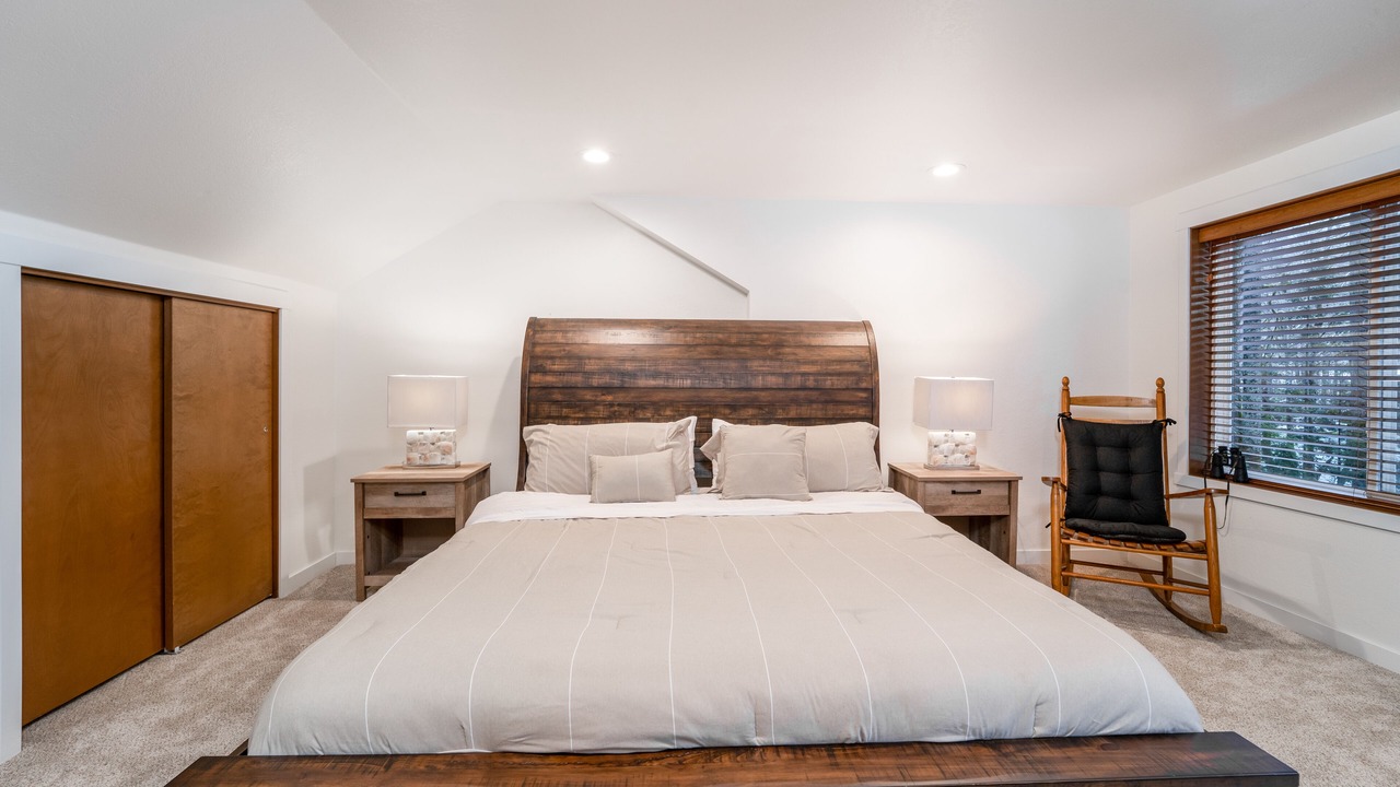 Photo of Bedroom in Skykomish