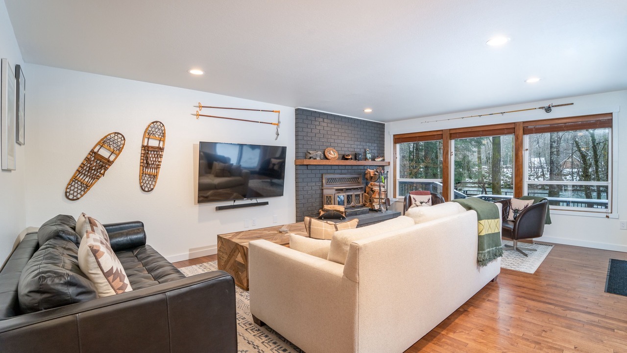Photo of Livingroom in Skykomish
