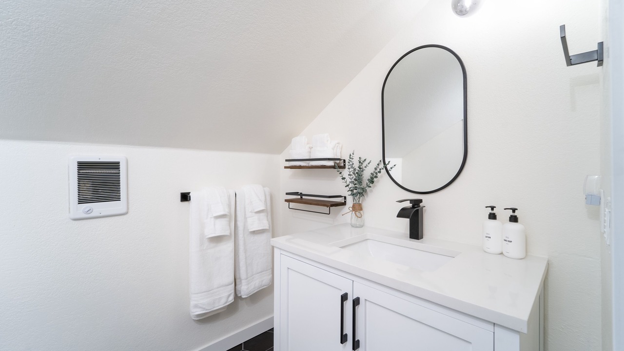 Photo of Bathroom in Skykomish