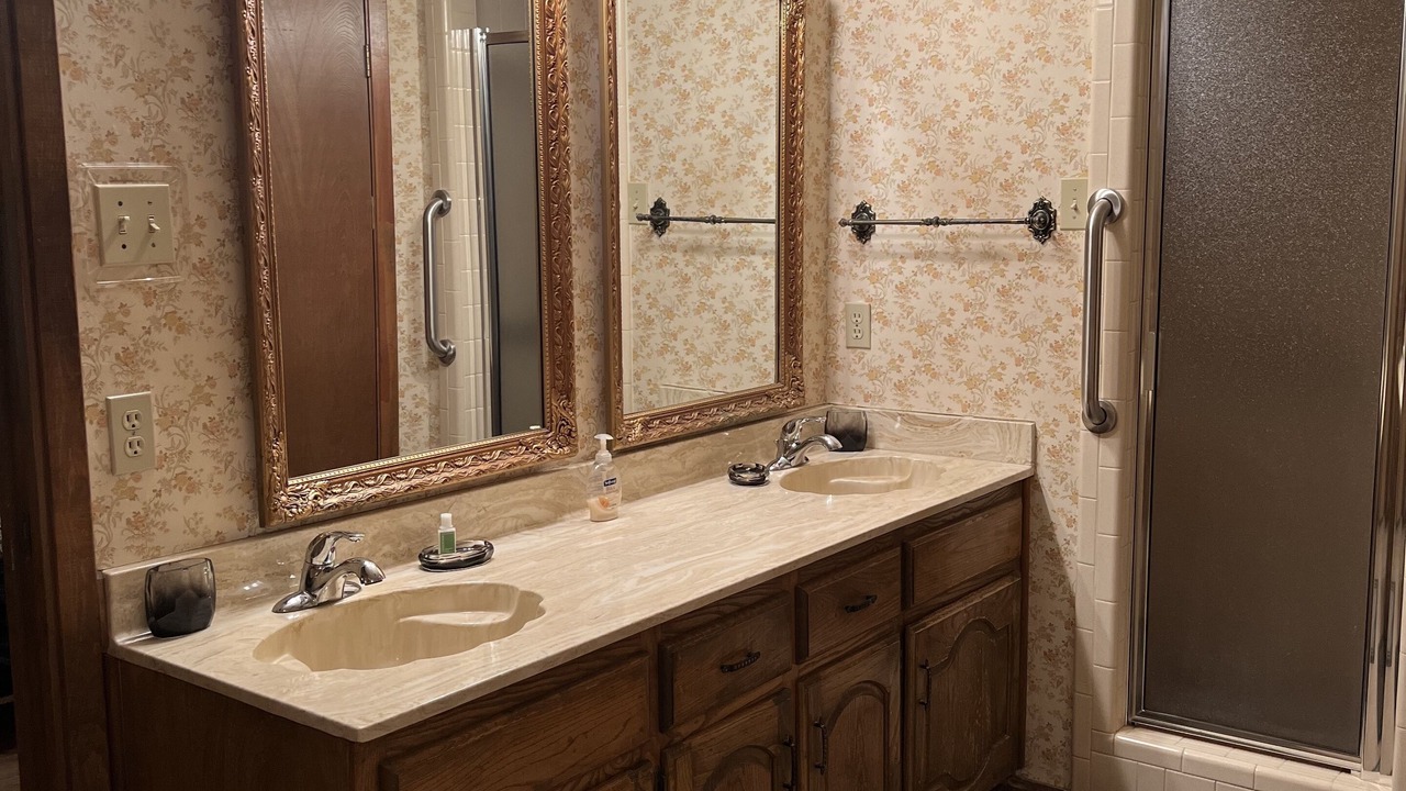 Photo of Bathroom in Caldwell