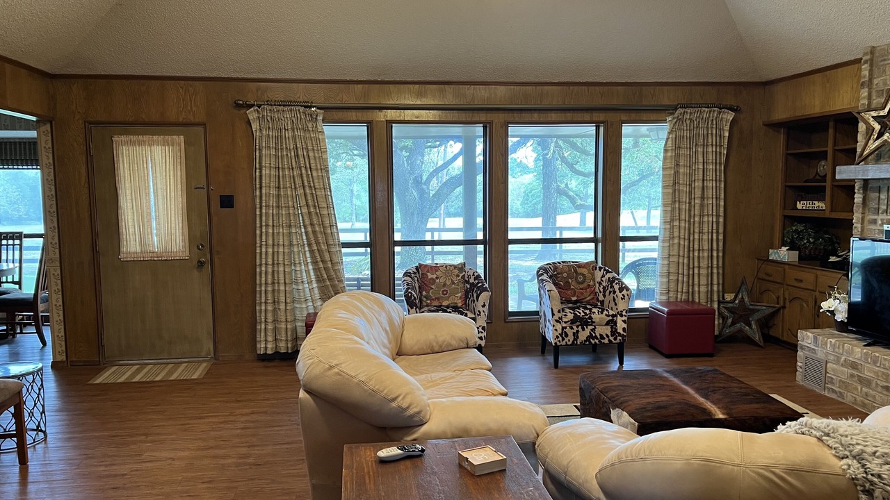 Photo of Livingroom in Caldwell