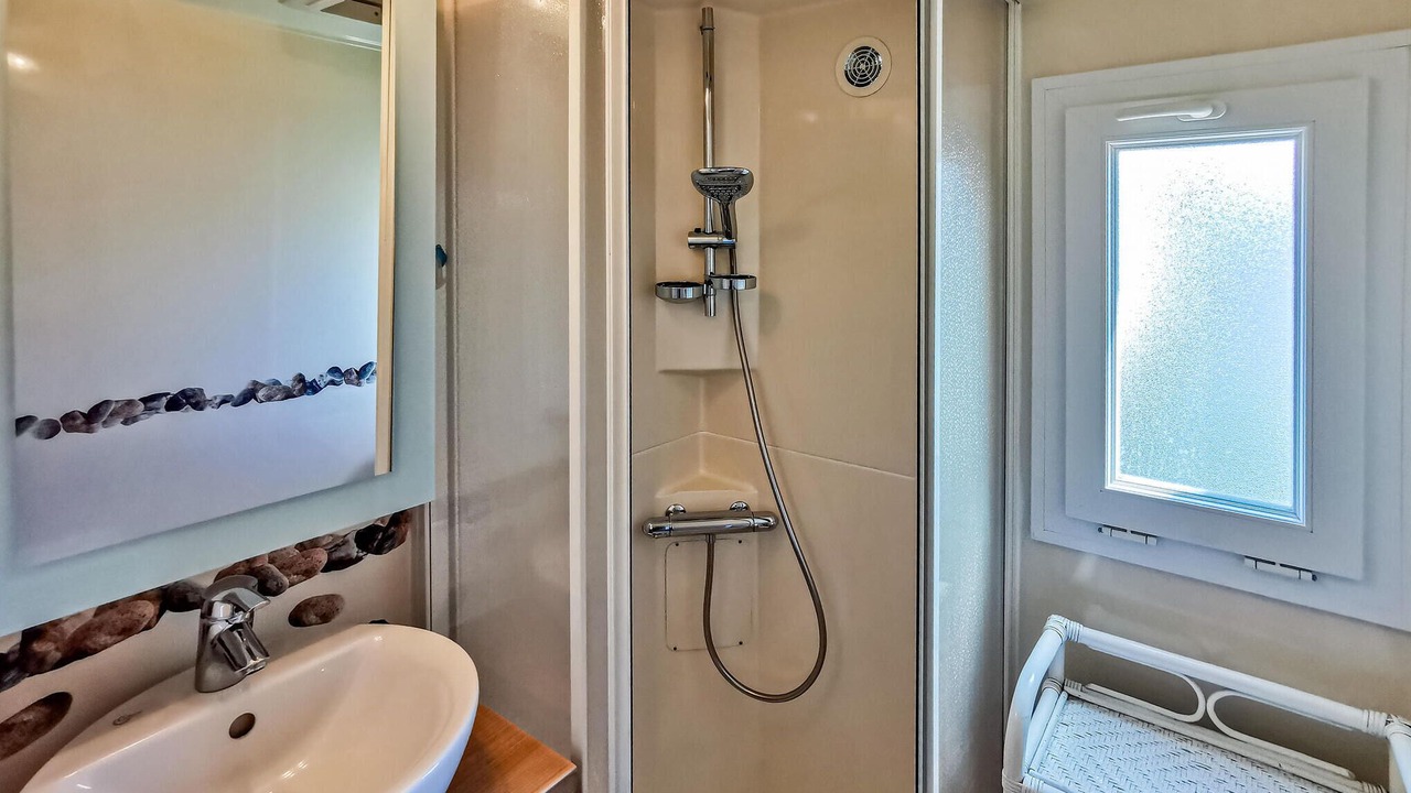 Photo of Bathroom in L'Aiguillon-sur-Vie