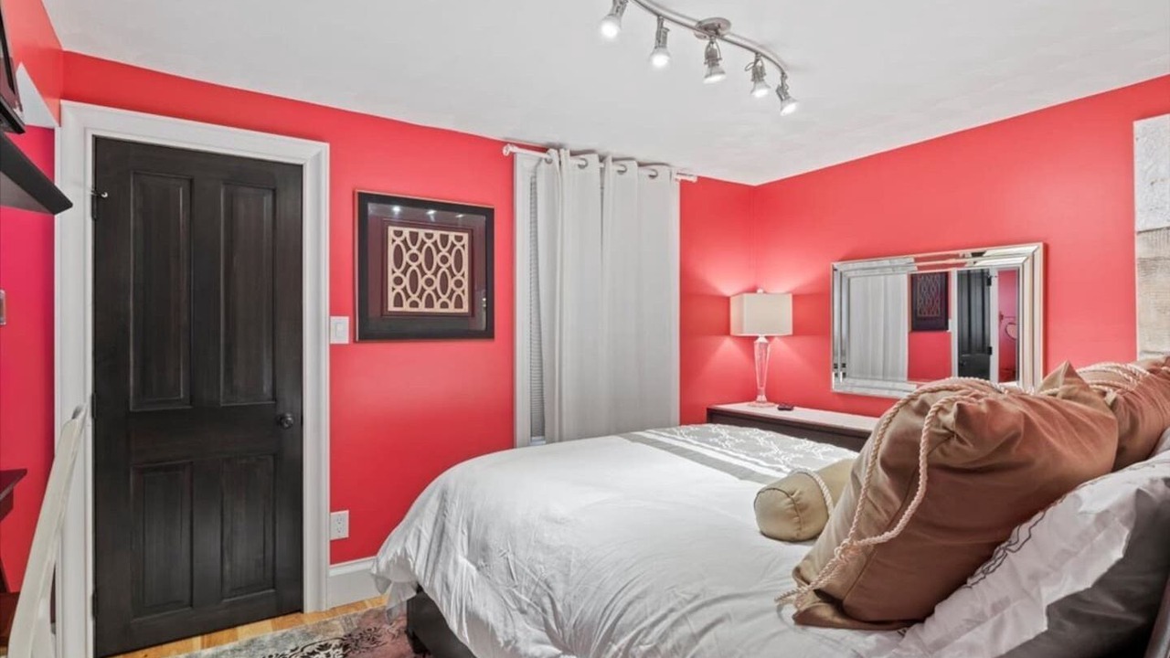 Photo of Bedroom in Seneca Falls