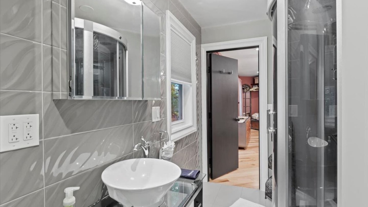 Photo of Bathroom in Seneca Falls
