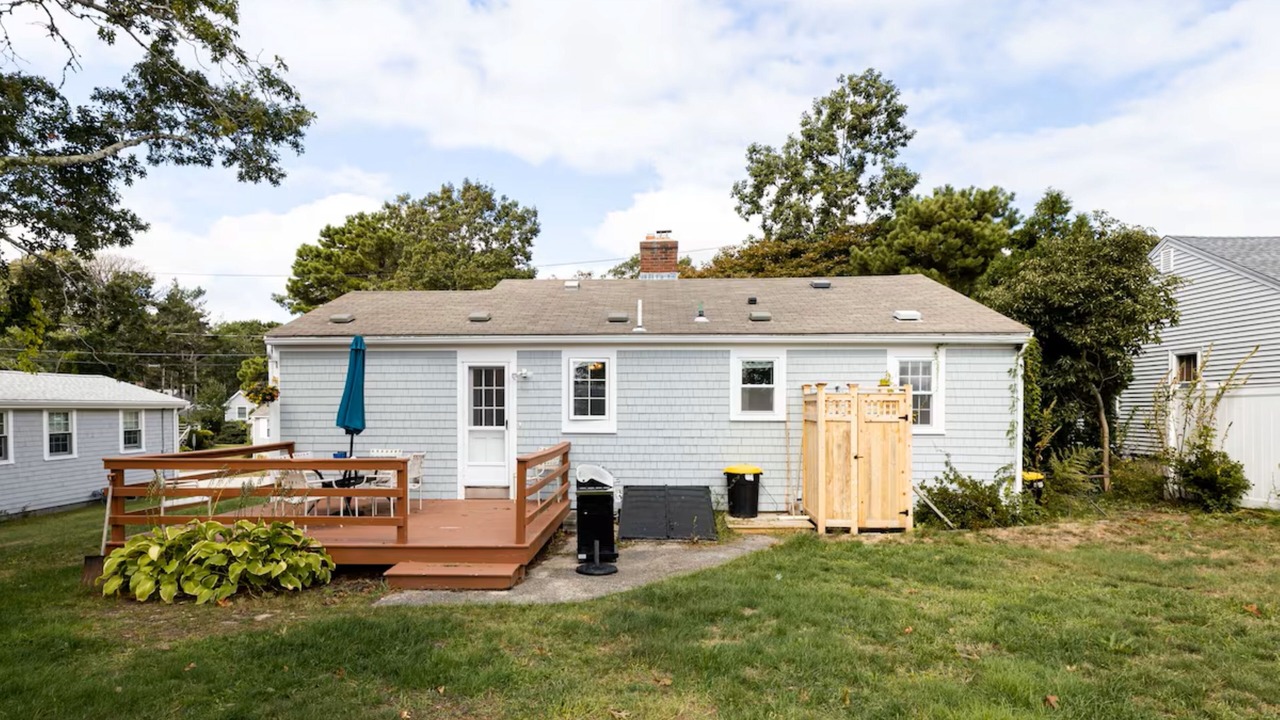 Photo of Outdoor in Popponesset