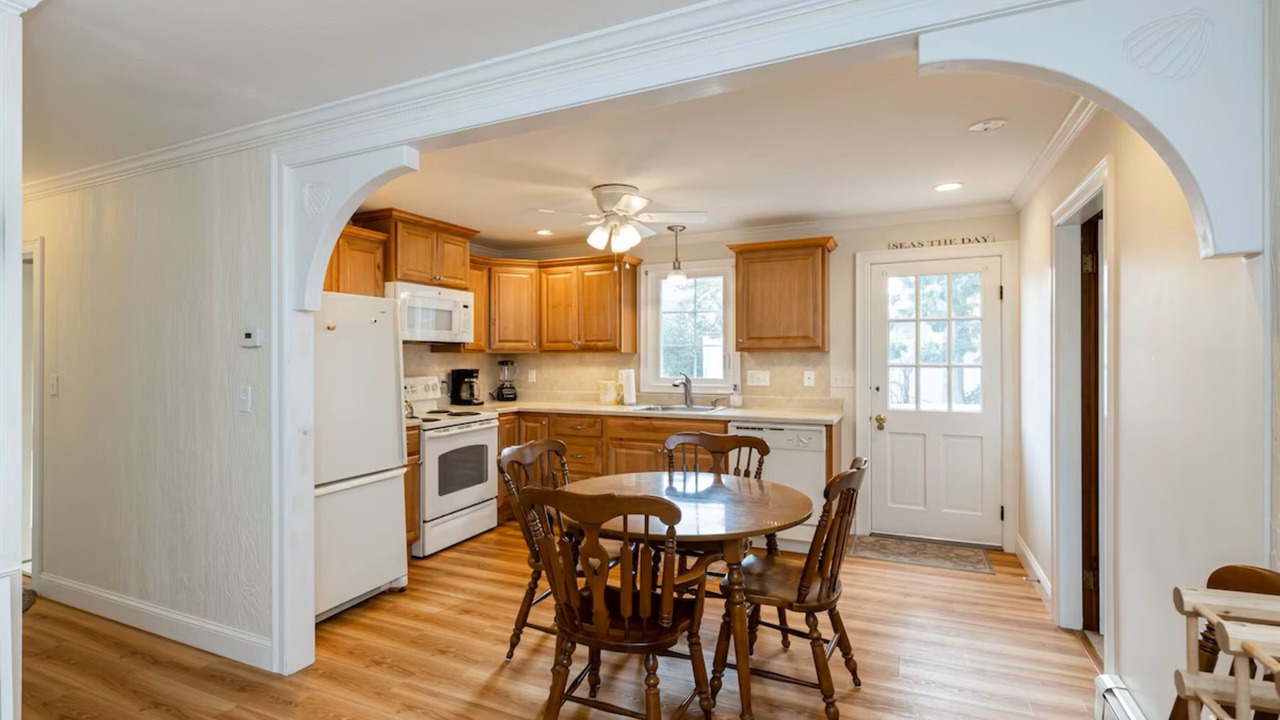 Photo of Kitchen in Popponesset