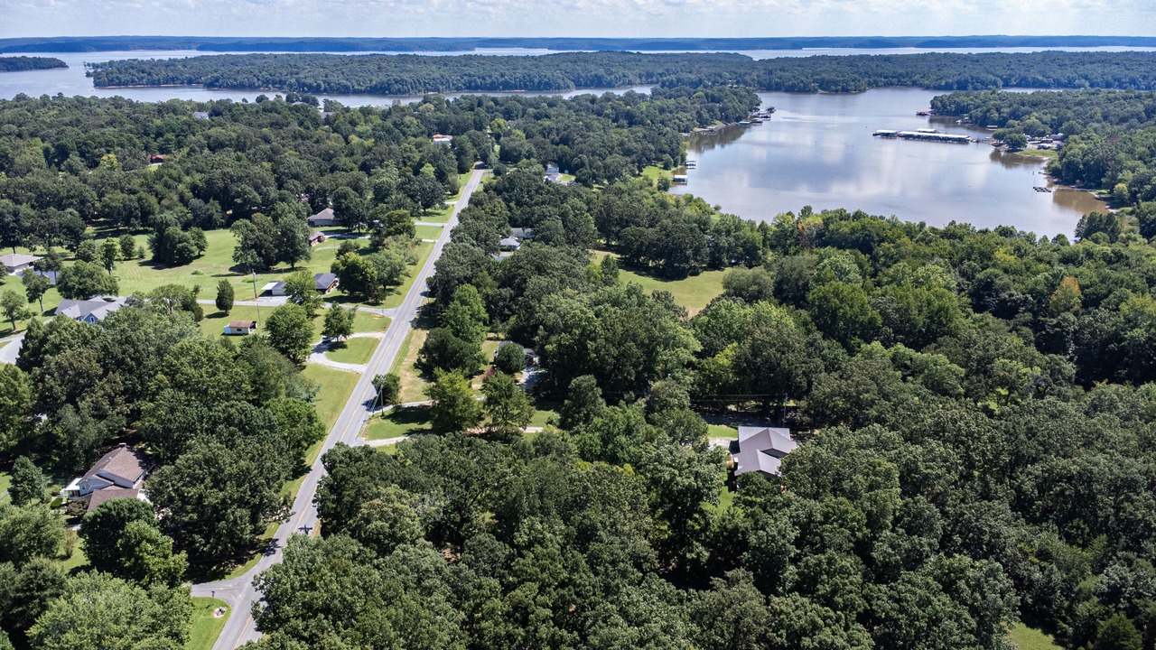 Photo of Outdoor in Benton