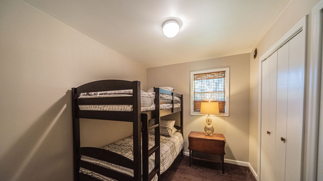 Photo of Bedroom in Benton