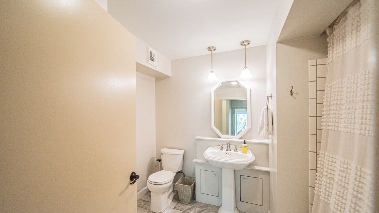 Photo of Bathroom in Benton