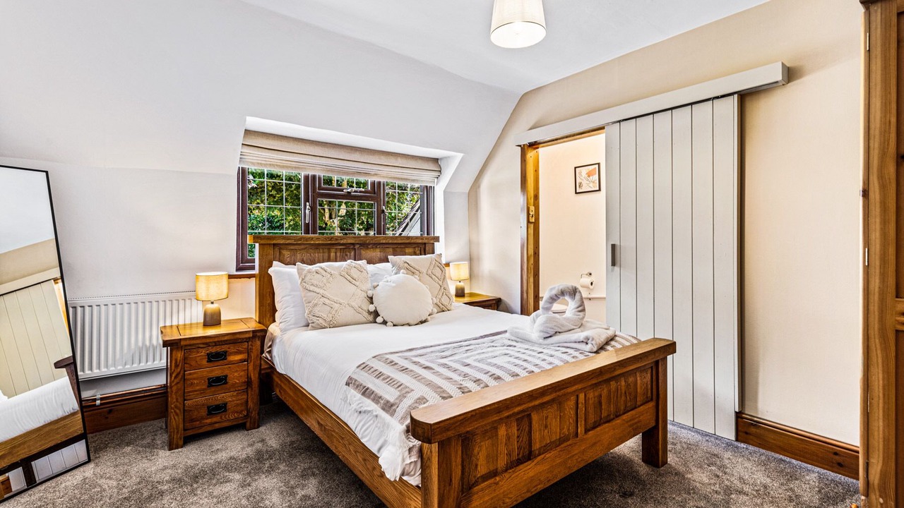 Photo of Others in Snarestone