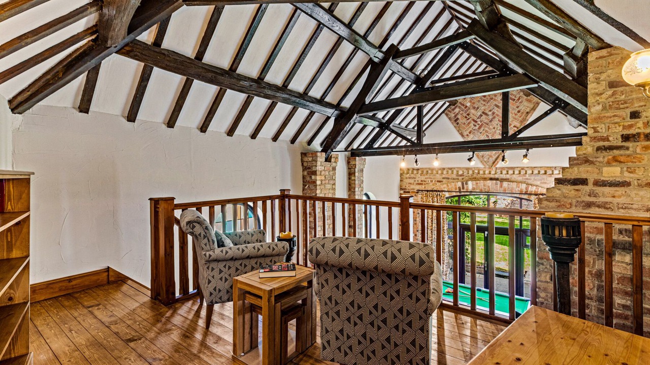 Photo of Others in Snarestone