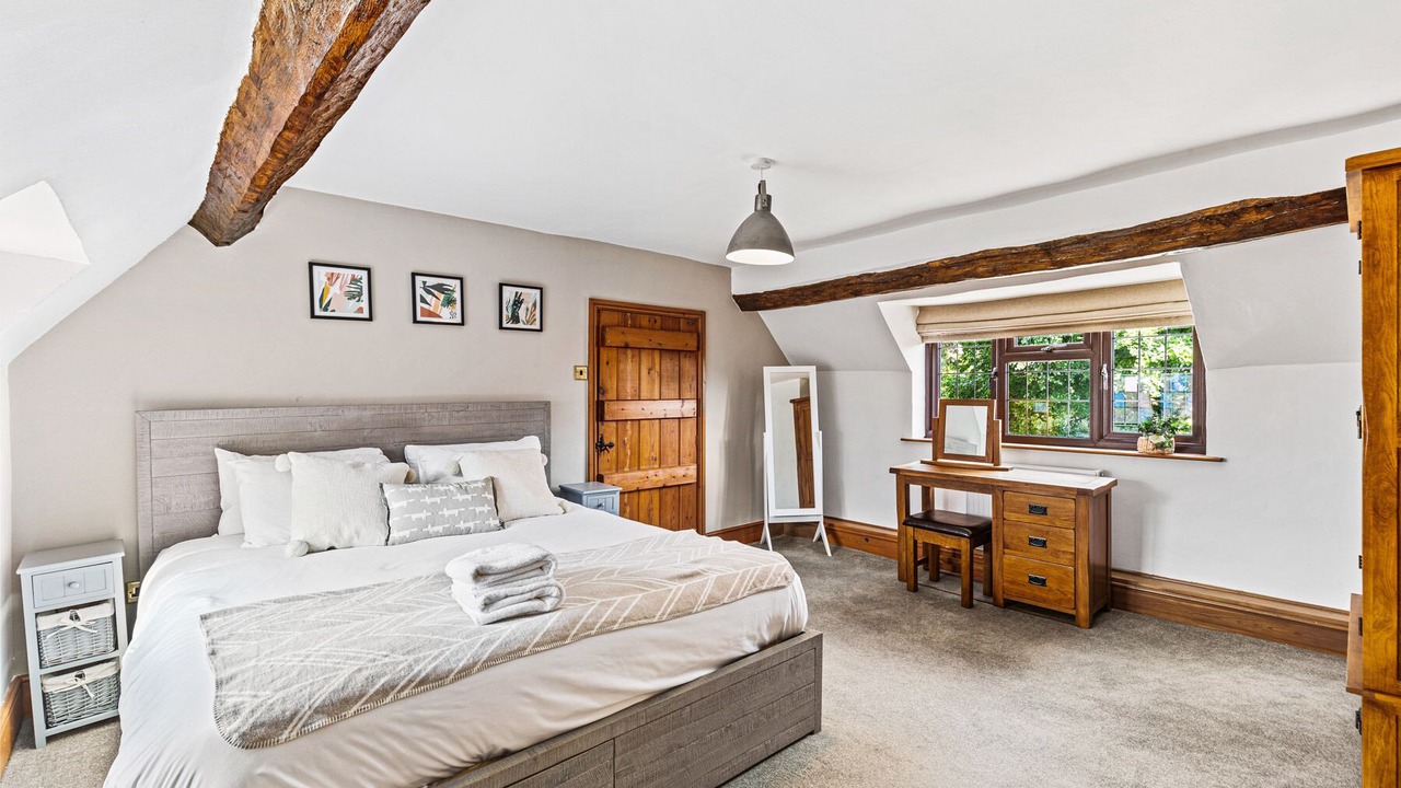 Photo of Others in Snarestone