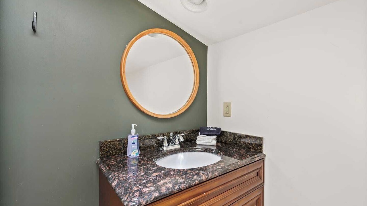 Photo of Bathroom in Union Hall