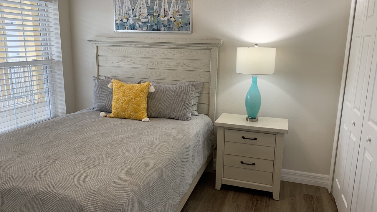 Photo of Bedroom in Pine Valley