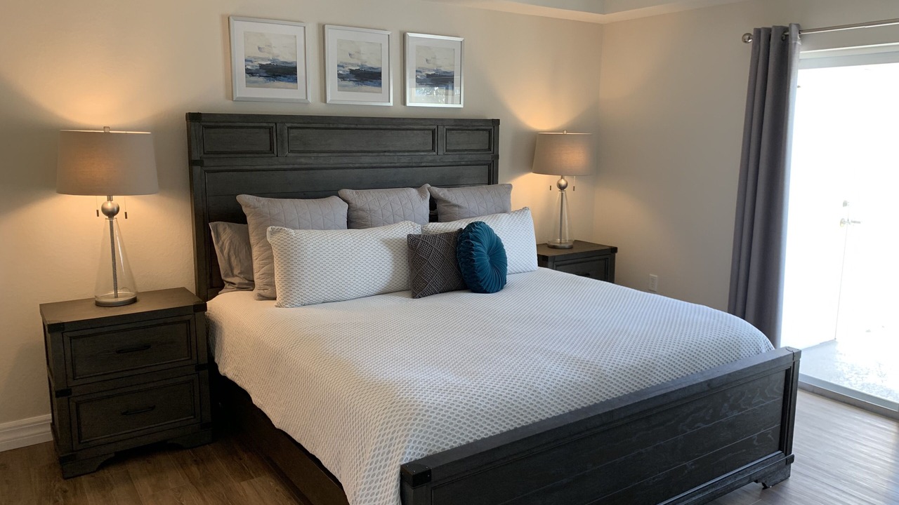 Photo of Bedroom in Pine Valley