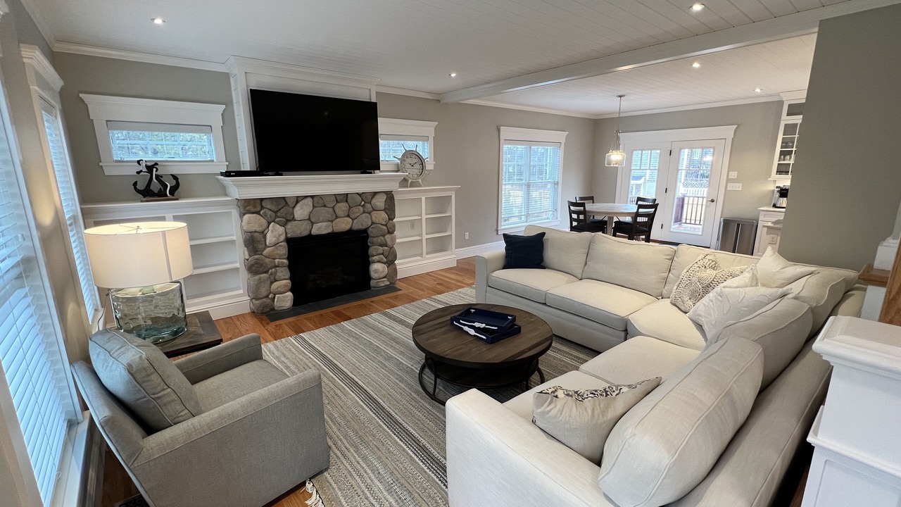 Photo of Livingroom in Edgartown