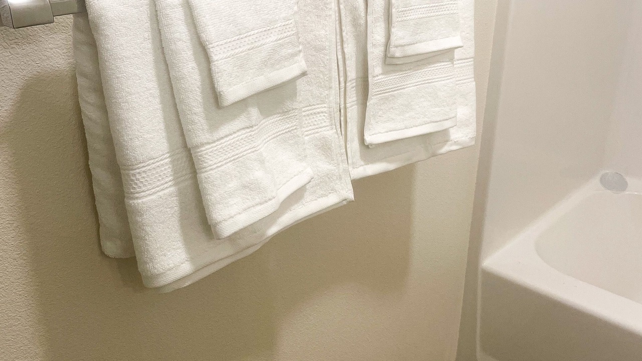 Photo of Bathroom in Hollywood District