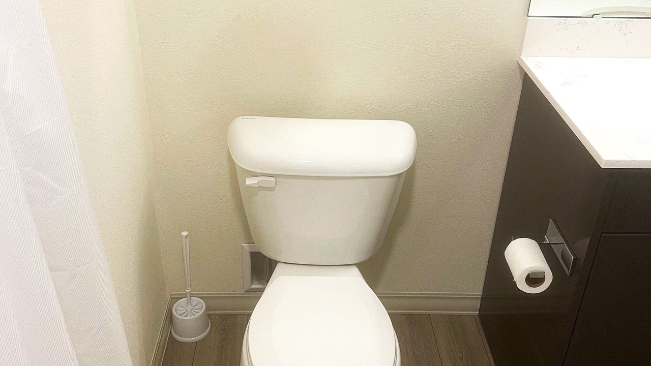 Photo of Bathroom in Hollywood District