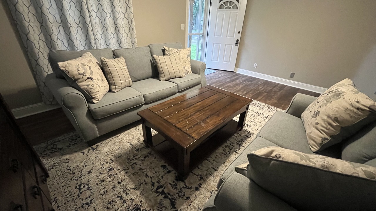 Photo of Livingroom in Groves