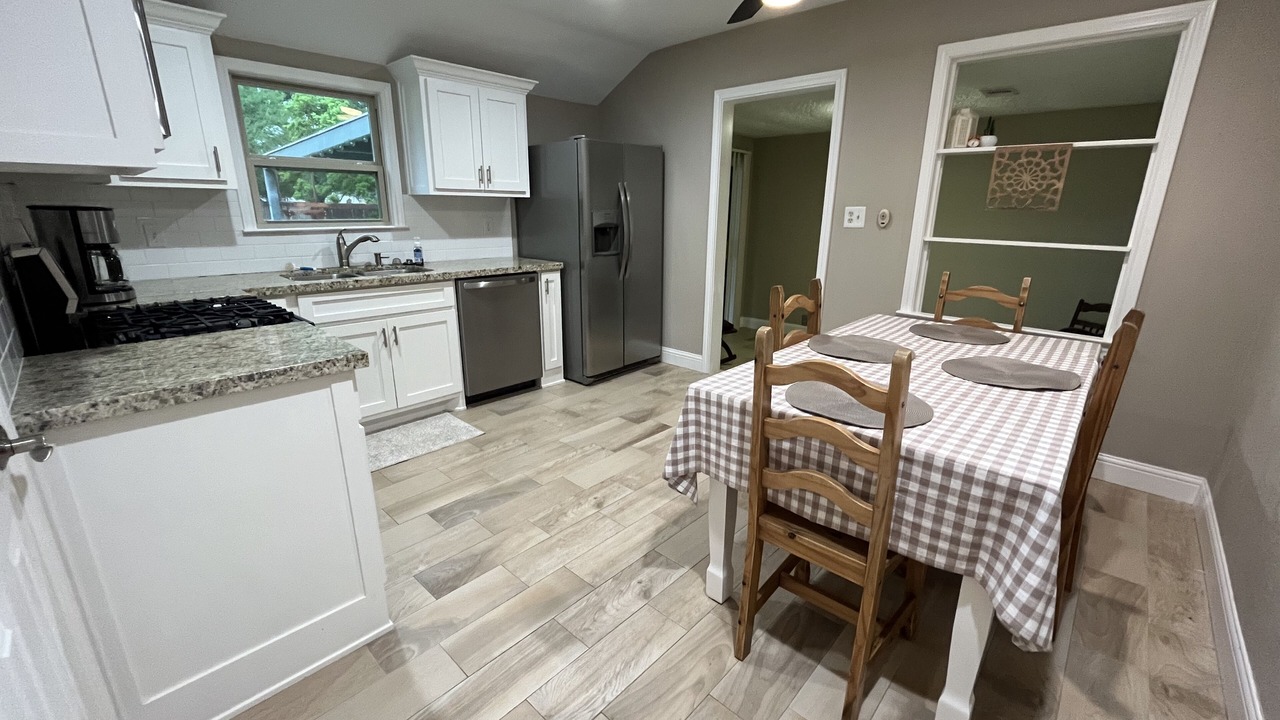 Photo of Kitchen in Groves