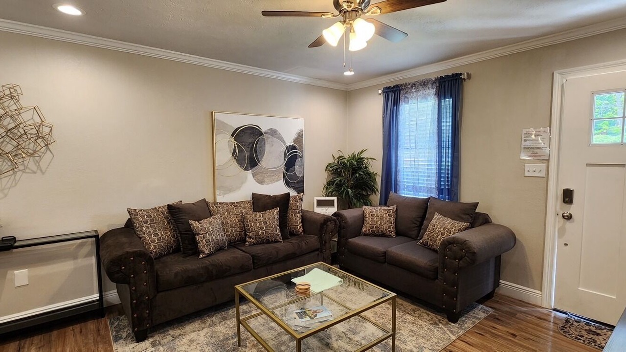 Photo of Livingroom in Hattiesburg