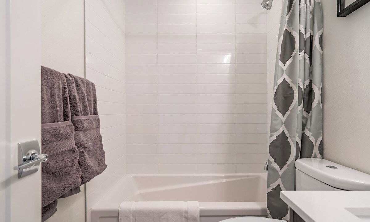 Photo of Bathroom in Broadway