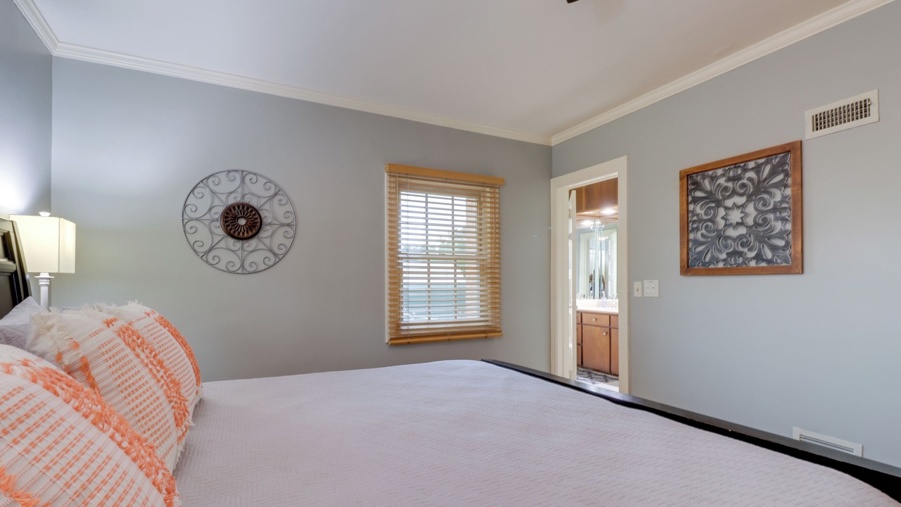Photo of Bedroom in Jay