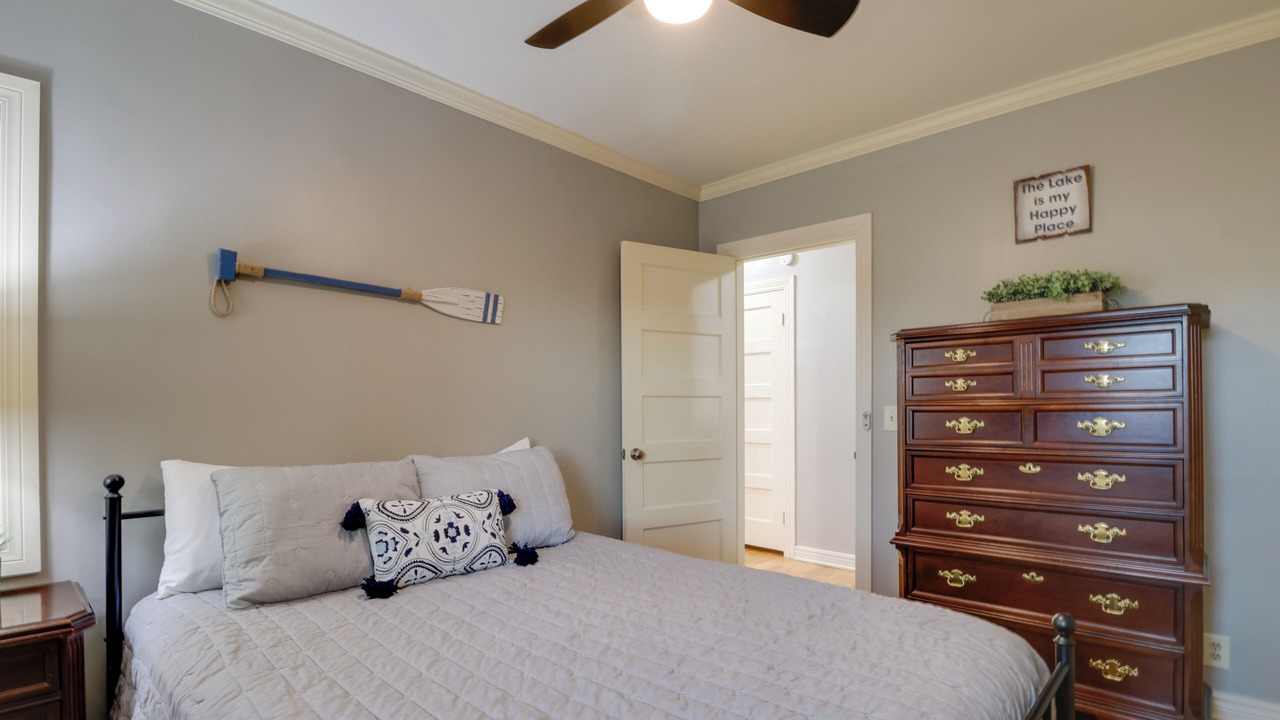 Photo of Bedroom in Jay