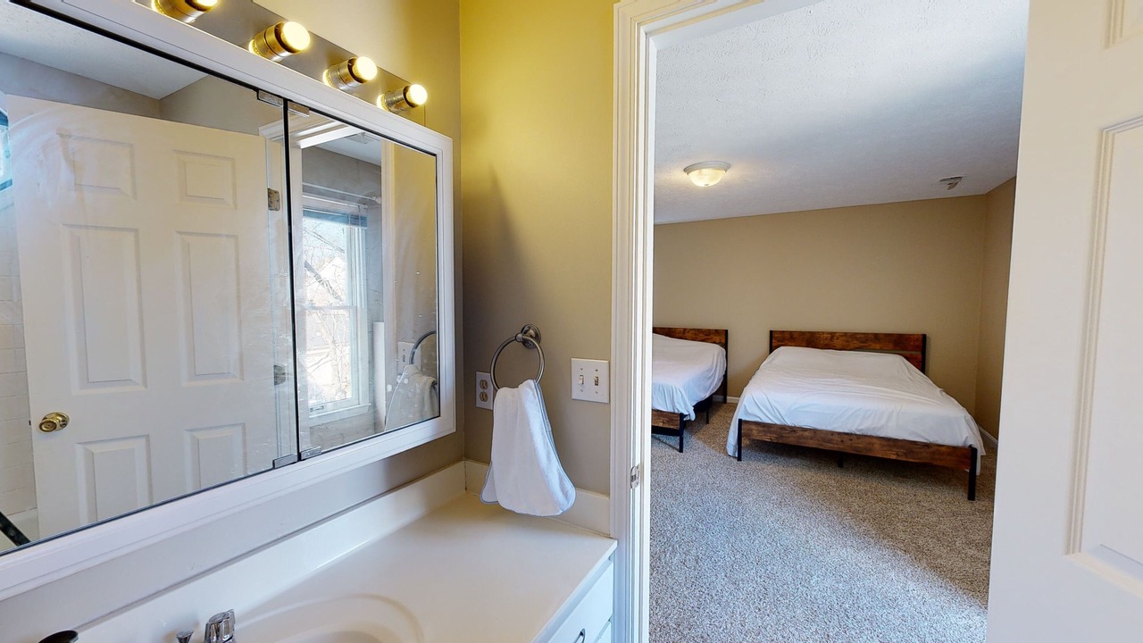 Photo of Bathroom in Buechel