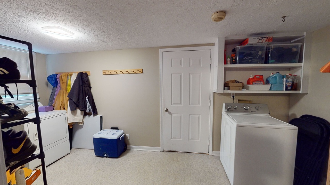 Photo of Others in Buechel