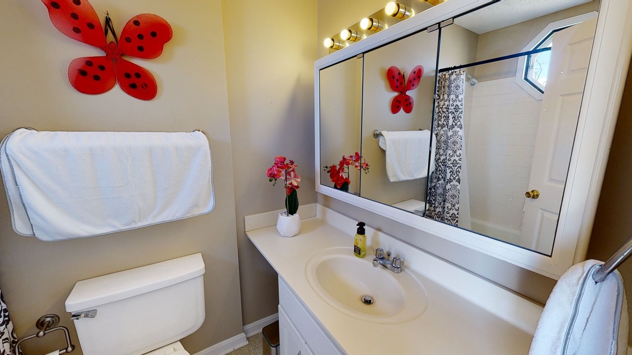 Photo of Bathroom in Buechel