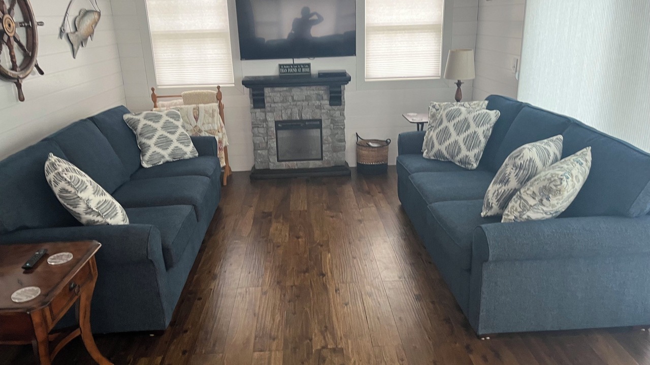 Photo of Livingroom in Wellesley Island