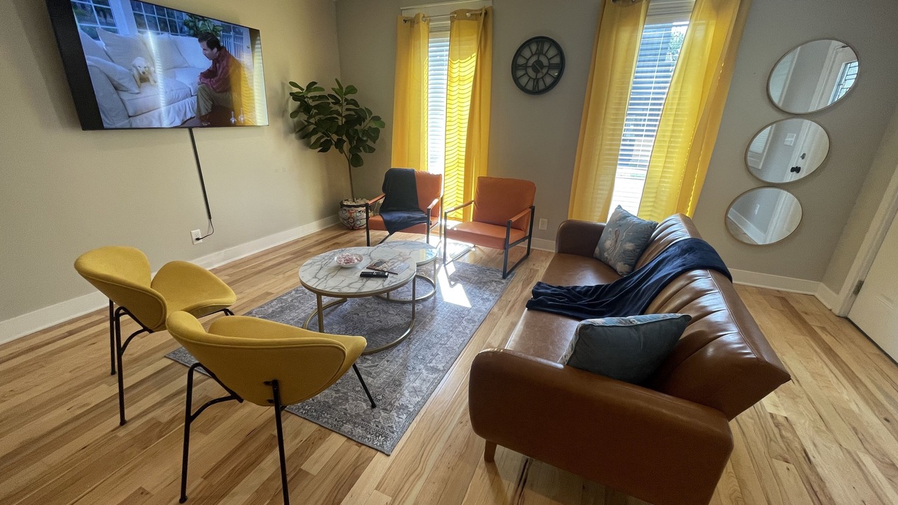 Photo of Livingroom in Shelby Park