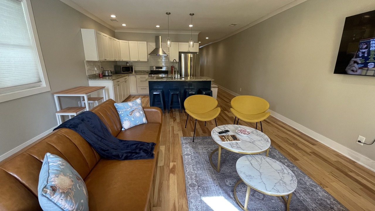 Photo of Livingroom in Shelby Park