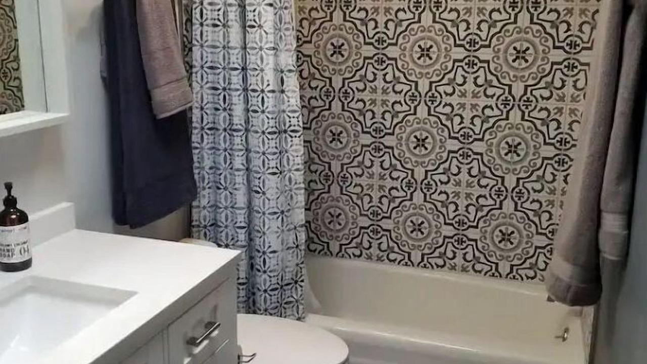 Photo of Bathroom in Biggs Field