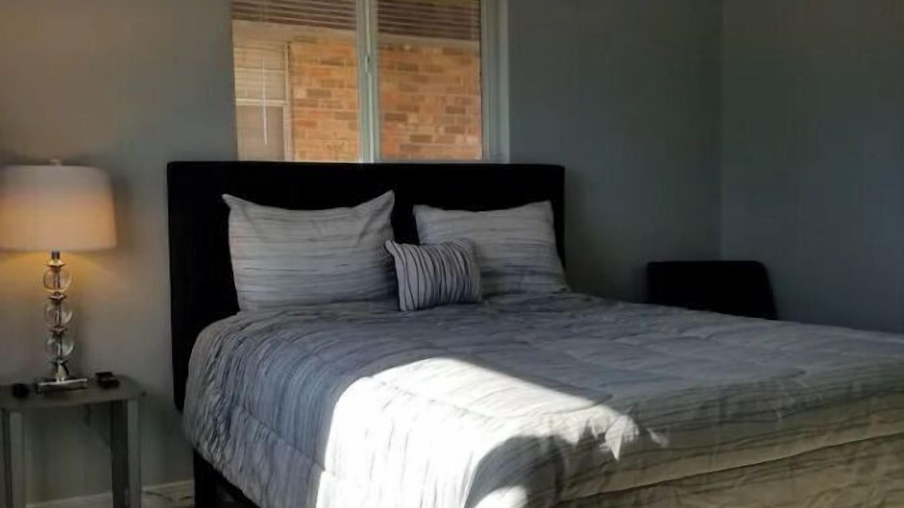 Photo of Bedroom in Biggs Field