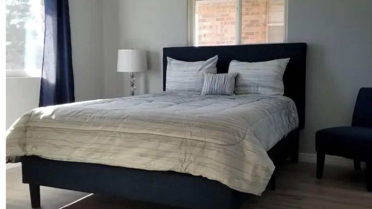 Photo of Bedroom in Biggs Field