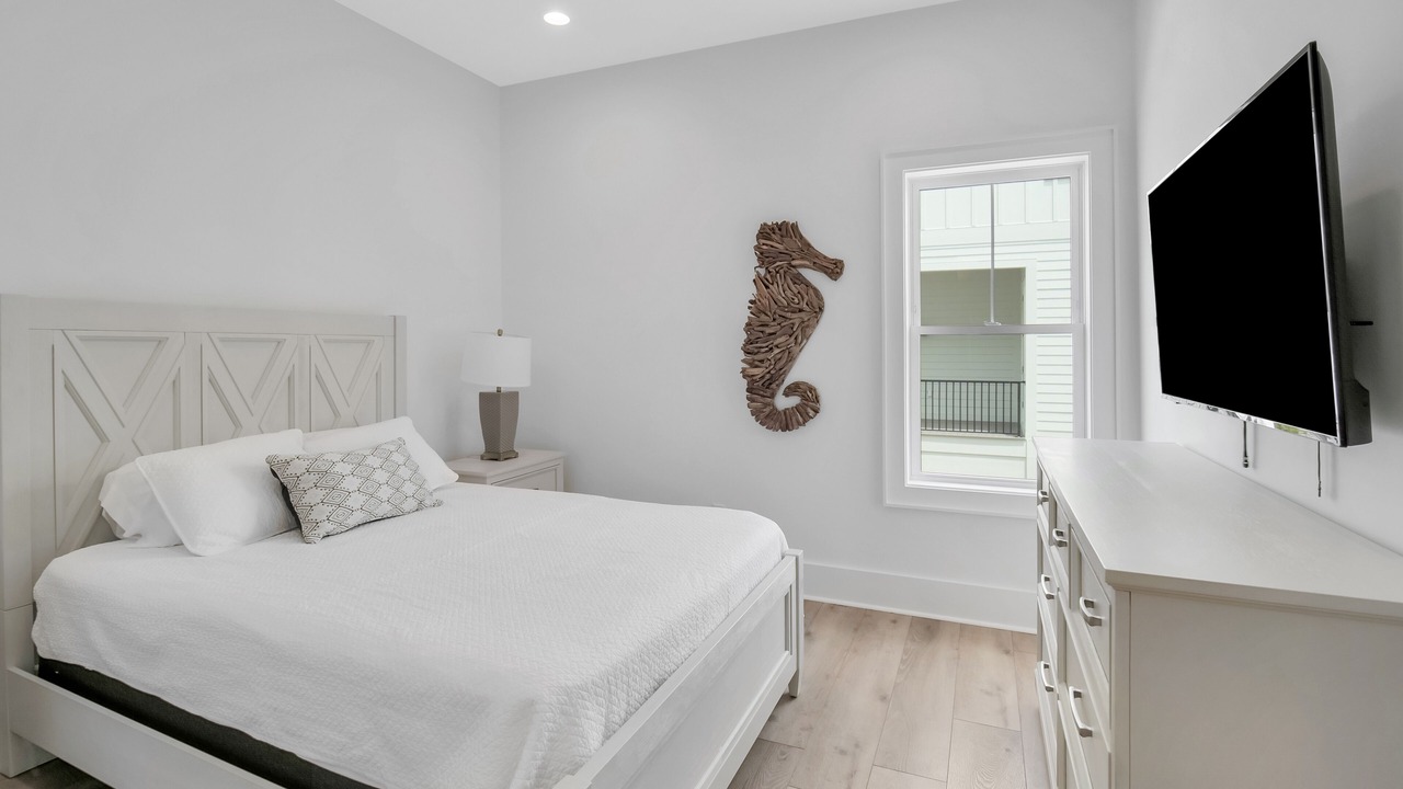 Photo of Bedroom in Gulf Shores