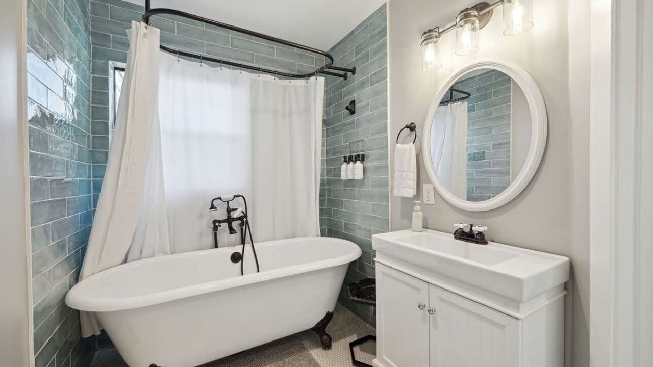Photo of Bathroom in Houston Heights