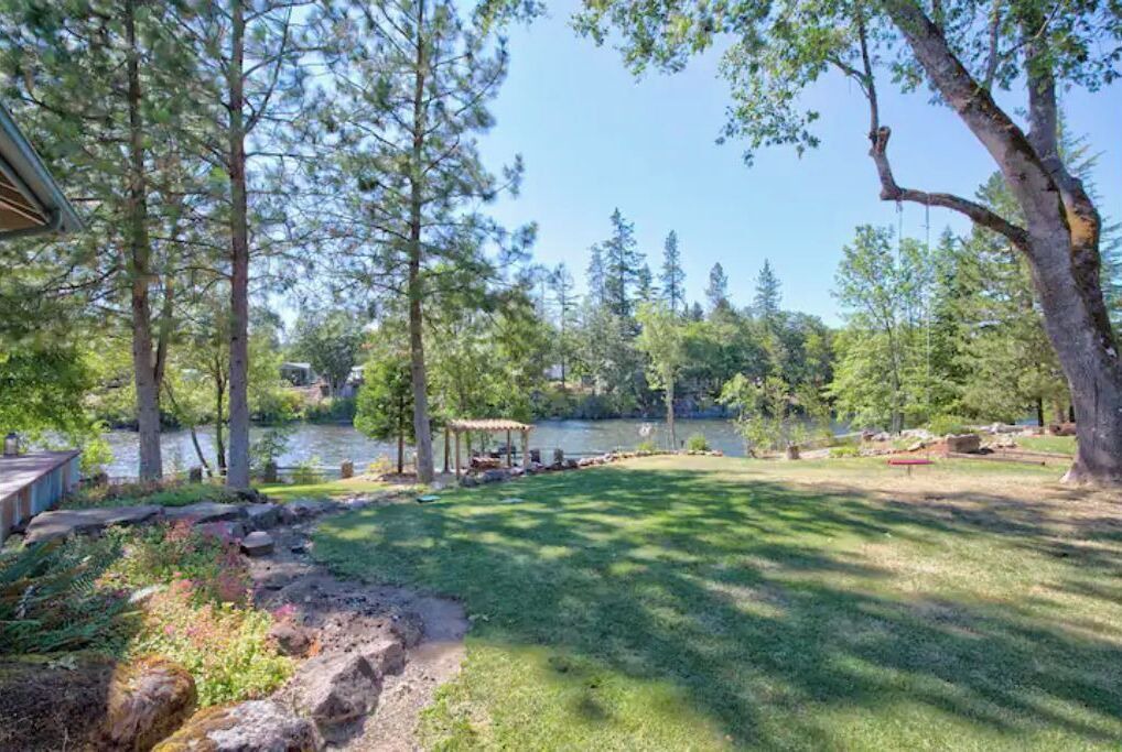 Photo of Outdoor in Shady Cove