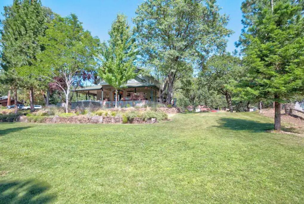 Photo of Outdoor in Shady Cove