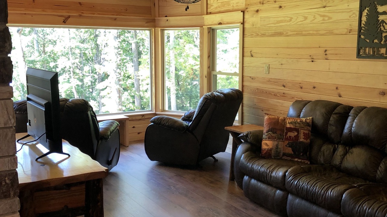 Photo of Livingroom in Jefferson City